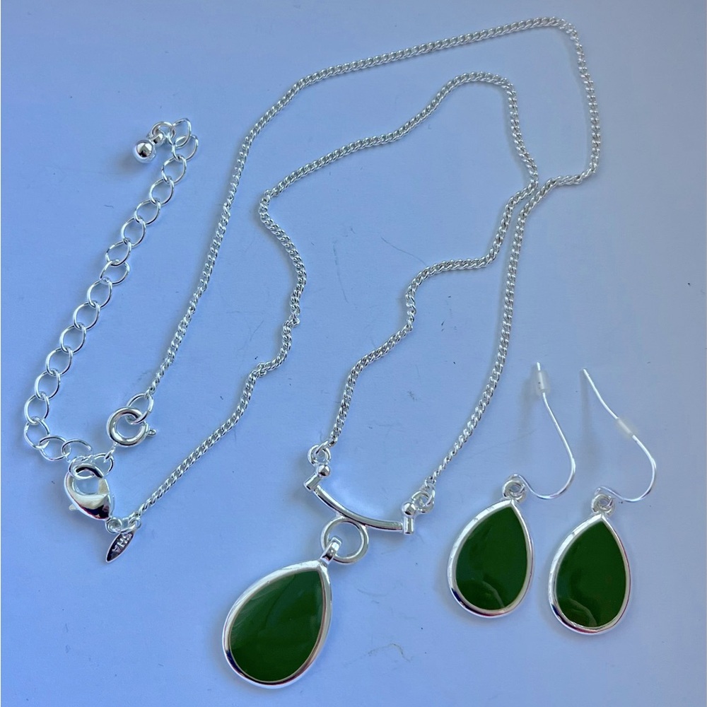 New Silver-tone Necklace & Pierced Earrings Set w/ Deep Olive Teardrop Pendants